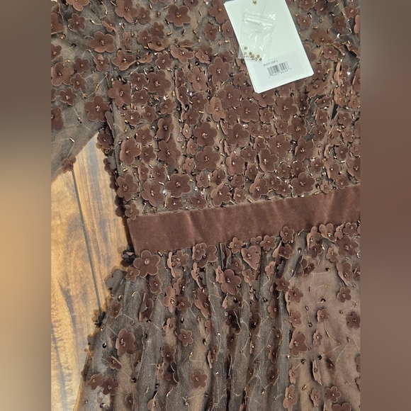 Mac Duggal Long Sleeve Fit & Flare Velvet Embellished Brown Floral Dress sz 2 - Picture 7 of 14